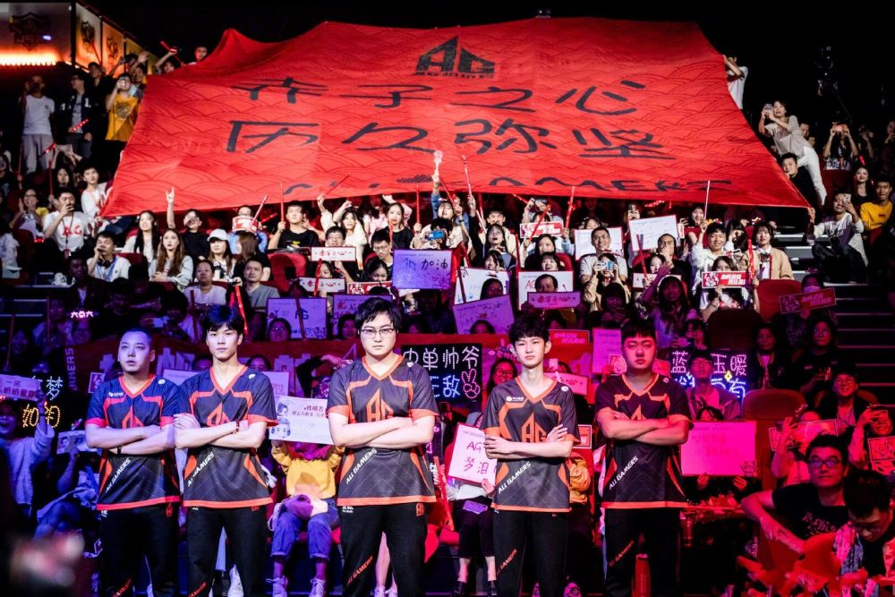 而LGD尽