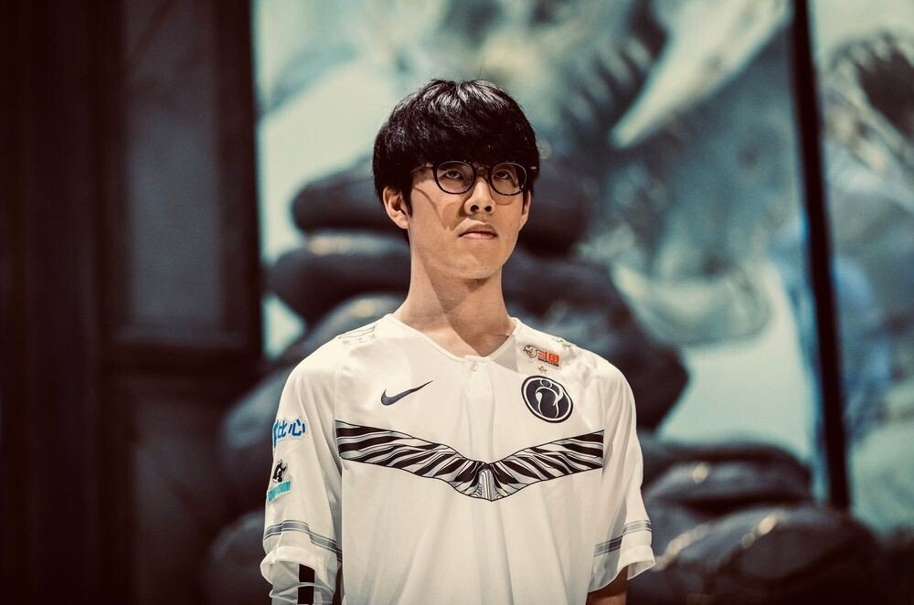 曼城高层谨 曼城高层谨