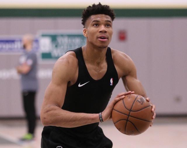 基雄鹿队 基雄鹿队